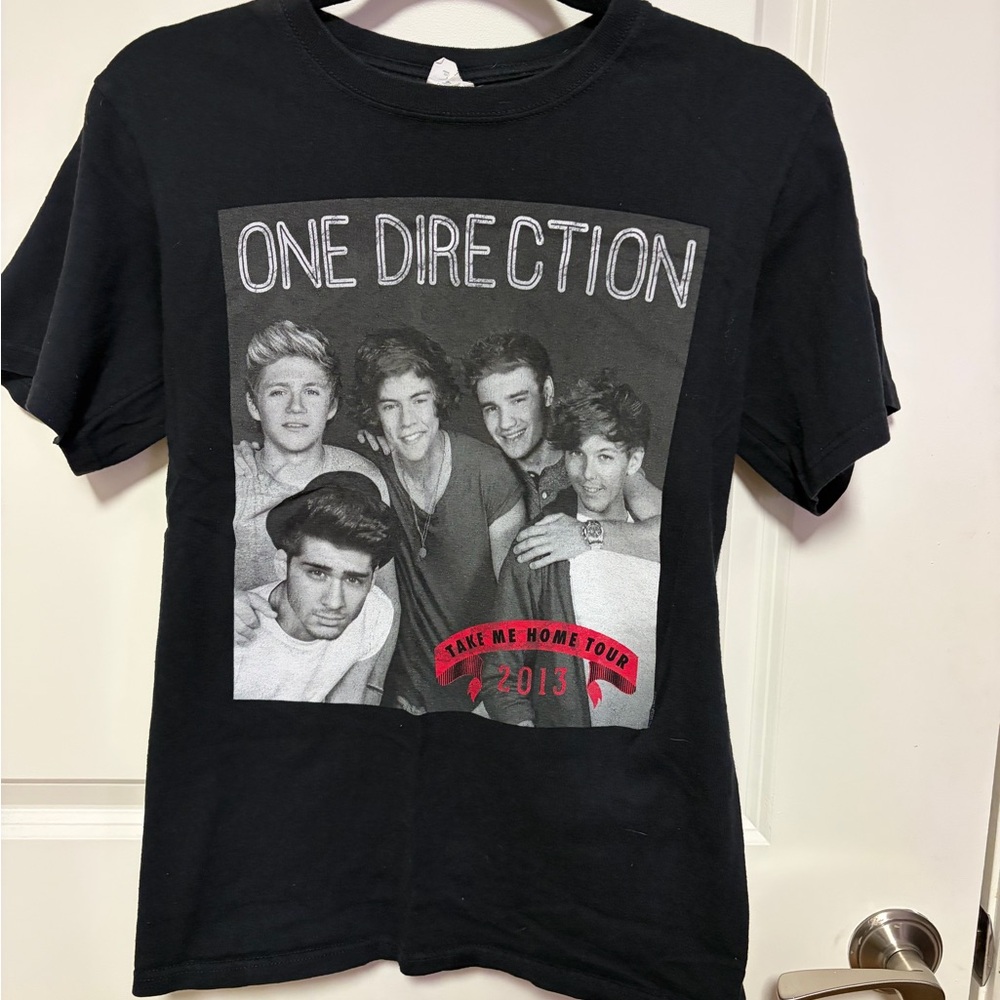 Gildan Black One Direction Graphic Tee